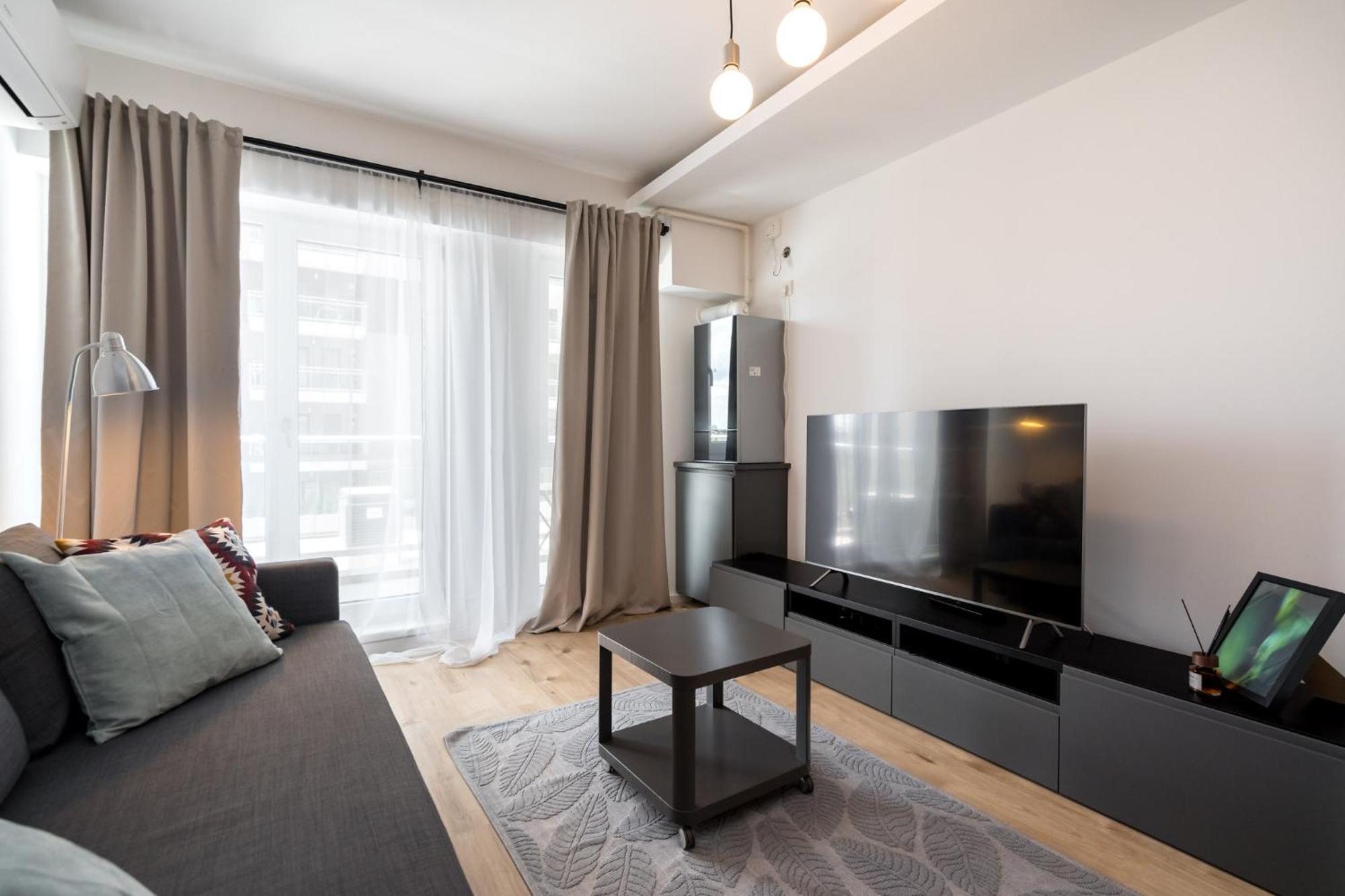 Arrivederci - Elegant 1Br In Belvedere Residence Bukares Bagian luar foto