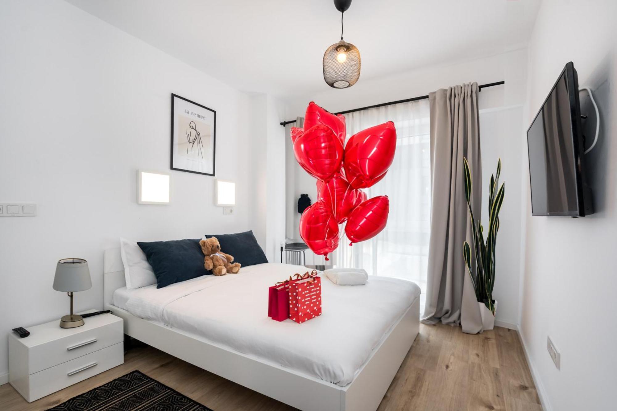 Arrivederci - Elegant 1Br In Belvedere Residence Bukares Bagian luar foto